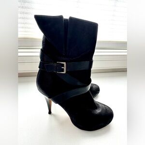 Cynthia Vincent Black Heeled Boots size 8